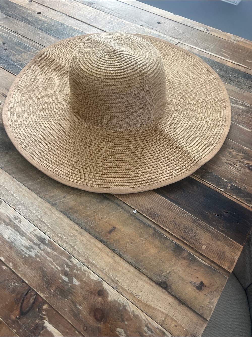 Classic Wide-Brim Straw Sun Hat in Tan